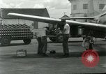 Standbild Caribou Flugzeug Vietnam, 1962, aus Sekunde 35 historischem Filmmaterial Videoclip 65675032661