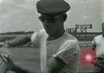 Standbild Caribou Flugzeug Vietnam, 1962, aus Sekunde 55 historischem Filmmaterial Videoclip 65675032661