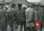 Standbild Flagge Vietnam Vietnam, 1962, aus Sekunde 18 historischem Filmmaterial Videoclip 65675032662