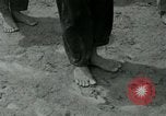 Standbild Flagge Vietnam Vietnam, 1962, aus Sekunde 31 historischem Filmmaterial Videoclip 65675032662