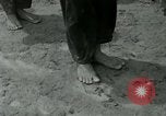 Standbild Flagge Vietnam Vietnam, 1962, aus Sekunde 32 historischem Filmmaterial Videoclip 65675032662
