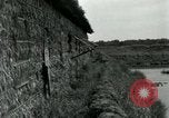 Standbild thatch Hütte Vietnam, 1962, aus Sekunde 7 historischem Filmmaterial Videoclip 65675032664