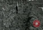 Standbild thatch Hütte Vietnam, 1962, aus Sekunde 14 historischem Filmmaterial Videoclip 65675032664