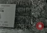 Standbild thatch Hütte Vietnam, 1962, aus Sekunde 26 historischem Filmmaterial Videoclip 65675032664