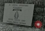 Standbild thatch Hütte Vietnam, 1962, aus Sekunde 32 historischem Filmmaterial Videoclip 65675032664
