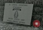 Standbild thatch Hütte Vietnam, 1962, aus Sekunde 33 historischem Filmmaterial Videoclip 65675032664