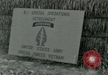 Standbild thatch Hütte Vietnam, 1962, aus Sekunde 36 historischem Filmmaterial Videoclip 65675032664