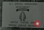 Standbild thatch Hütte Vietnam, 1962, aus Sekunde 37 historischem Filmmaterial Videoclip 65675032664