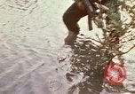 Standbild Vietcong Vietnam, 1970, aus Sekunde 33 historischem Filmmaterial Videoclip 65675032670