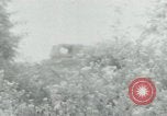 Immagine di Il Viet Cong impostazione di mitragliatrice e immettendo le gallerie nella giungla Il Vietnam, 1965, secondo 51 filmato di repertorio 65675032691