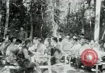 Immagine di Il Viet Cong incontro politico alla base nella giungla Il Vietnam, 1965, secondo 5 filmato di repertorio 65675032693