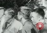 Immagine di Il Viet Cong incontro politico alla base nella giungla Il Vietnam, 1965, secondo 7 filmato di repertorio 65675032693