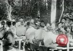 Immagine di Il Viet Cong incontro politico alla base nella giungla Il Vietnam, 1965, secondo 19 filmato di repertorio 65675032693