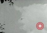 Immagine di Il Viet Cong incontro politico alla base nella giungla Il Vietnam, 1965, secondo 43 filmato di repertorio 65675032693