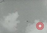 Immagine di Il Viet Cong incontro politico alla base nella giungla Il Vietnam, 1965, secondo 57 filmato di repertorio 65675032693