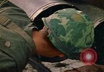 Immagine di 1° aria divisione di cavalleria Il Vietnam, 1971, secondo 17 filmato di repertorio 65675032699