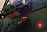 Immagine di 1° aria divisione di cavalleria Il Vietnam, 1971, secondo 32 filmato di repertorio 65675032699