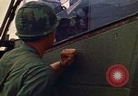 Immagine di 1° aria divisione di cavalleria Il Vietnam, 1971, secondo 36 filmato di repertorio 65675032699