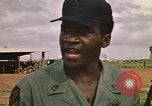 Immagine di 1° aria divisione di cavalleria Il Vietnam, 1971, secondo 15 filmato di repertorio 65675032700