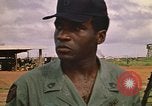 Immagine di 1° aria divisione di cavalleria Il Vietnam, 1971, secondo 19 filmato di repertorio 65675032700