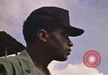 Immagine di 1° aria divisione di cavalleria Il Vietnam, 1971, secondo 25 filmato di repertorio 65675032700
