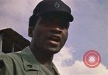 Immagine di 1° aria divisione di cavalleria Il Vietnam, 1971, secondo 29 filmato di repertorio 65675032700