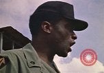 Immagine di 1° aria divisione di cavalleria Il Vietnam, 1971, secondo 31 filmato di repertorio 65675032700