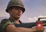 Immagine di 1° aria divisione di cavalleria Il Vietnam, 1971, secondo 46 filmato di repertorio 65675032700