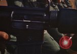 Immagine di 1° aria divisione di cavalleria Il Vietnam, 1971, secondo 20 filmato di repertorio 65675032701
