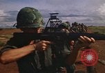 Immagine di 1° aria divisione di cavalleria Il Vietnam, 1971, secondo 40 filmato di repertorio 65675032701
