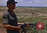 Immagine di 1° aria divisione di cavalleria Il Vietnam, 1971, secondo 17 filmato di repertorio 65675032702