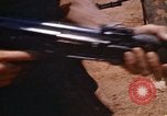 Immagine di 1° aria divisione di cavalleria Il Vietnam, 1971, secondo 24 filmato di repertorio 65675032702