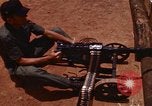 Immagine di 1° aria divisione di cavalleria Il Vietnam, 1971, secondo 41 filmato di repertorio 65675032702
