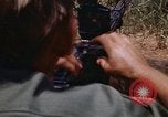 Immagine di 1° aria divisione di cavalleria Il Vietnam, 1971, secondo 57 filmato di repertorio 65675032702