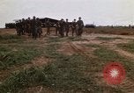 Immagine di 1° aria divisione di cavalleria Il Vietnam, 1971, secondo 8 filmato di repertorio 65675032703