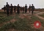 Immagine di 1° aria divisione di cavalleria Il Vietnam, 1971, secondo 11 filmato di repertorio 65675032703
