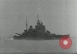 Standbild Untergang der Bismarck Saint-Nazaire Frankreich, 1941, aus Sekunde 12 historischem Filmmaterial Videoclip 65675032706