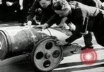 Standbild Untergang der Bismarck Saint-Nazaire Frankreich, 1941, aus Sekunde 21 historischem Filmmaterial Videoclip 65675032706