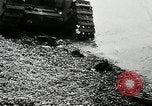 Immagine di Allied vittime dopo Dieppe Raid Francia, 1942, secondo 28 filmato di repertorio 65675032713