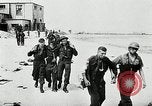 Immagine di I prigionieri di guerra alleati di Dieppe Raid Francia, 1942, secondo 21 filmato di repertorio 65675032714