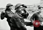 Immagine di I prigionieri di guerra alleati di Dieppe Raid Francia, 1942, secondo 25 filmato di repertorio 65675032714