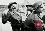 Immagine di I prigionieri di guerra alleati di Dieppe Raid Francia, 1942, secondo 26 filmato di repertorio 65675032714