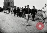 Immagine di I prigionieri di guerra alleati di Dieppe Raid Francia, 1942, secondo 31 filmato di repertorio 65675032714