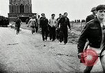 Immagine di I prigionieri di guerra alleati di Dieppe Raid Francia, 1942, secondo 34 filmato di repertorio 65675032714