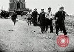 Immagine di I prigionieri di guerra alleati di Dieppe Raid Francia, 1942, secondo 36 filmato di repertorio 65675032714