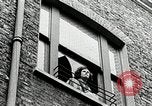 Immagine di Aerei tedeschi bombardamenti di blitz Londra Inghilterra Regno Unito, 1941, secondo 21 filmato di repertorio 65675032716