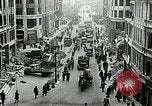 Immagine di Aerei tedeschi bombardamenti di blitz Londra Inghilterra Regno Unito, 1941, secondo 47 filmato di repertorio 65675032716