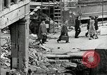 Immagine di Aerei tedeschi bombardamenti di blitz Londra Inghilterra Regno Unito, 1941, secondo 52 filmato di repertorio 65675032716