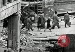 Immagine di Aerei tedeschi bombardamenti di blitz Londra Inghilterra Regno Unito, 1941, secondo 54 filmato di repertorio 65675032716