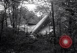 Standbild Airliner Wrack Bethel Connecticut USA, 1934, aus Sekunde 3 historischem Filmmaterial Videoclip 65675032721